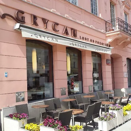 Apartment Nowy Swiat Warsaw